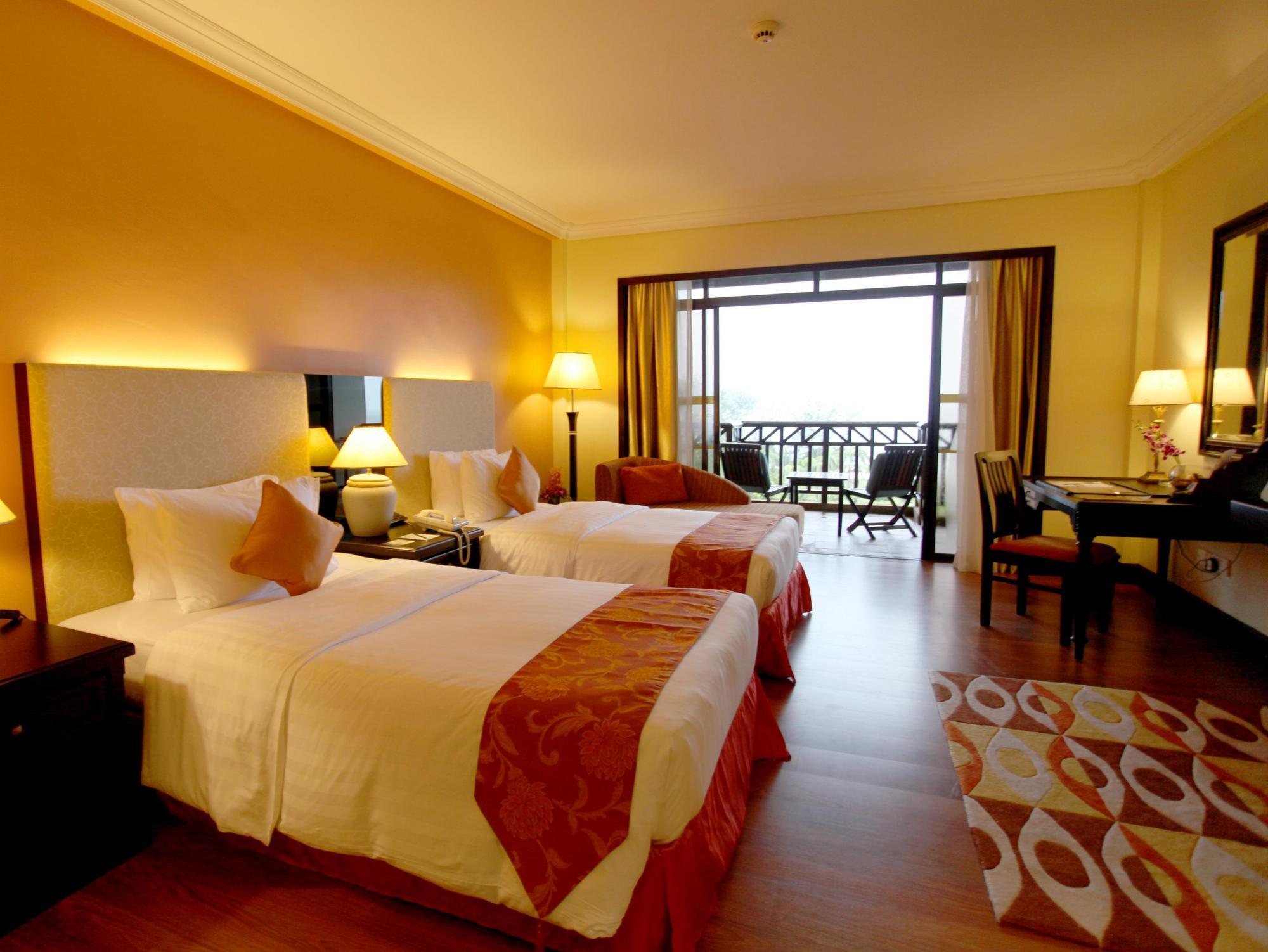 Villa At Nexus Resort & Spa Karambunai Kampong Bikasan Buitenkant foto