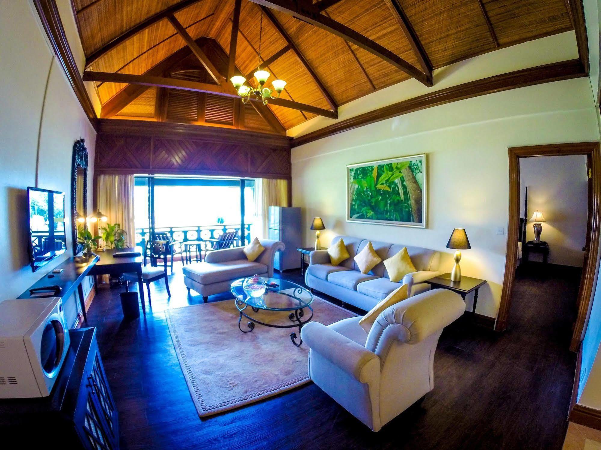 Villa At Nexus Resort & Spa Karambunai Kampong Bikasan Buitenkant foto