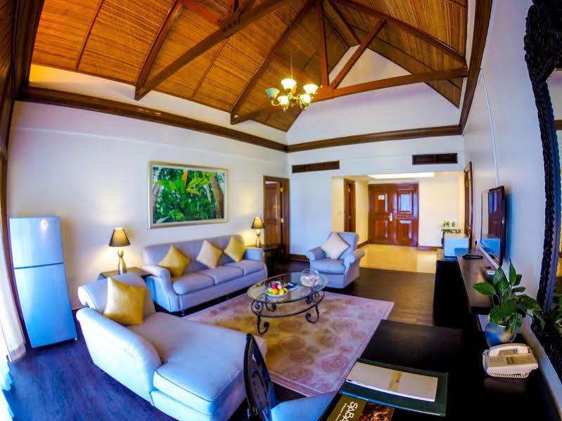 Villa At Nexus Resort & Spa Karambunai Kampong Bikasan Buitenkant foto