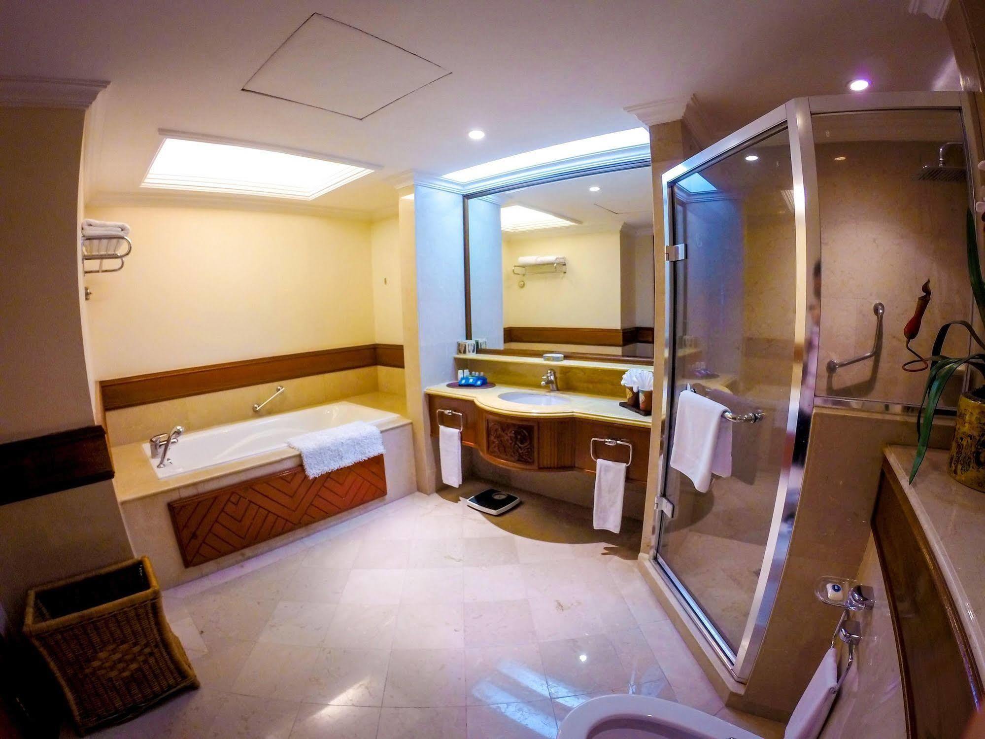 Villa At Nexus Resort & Spa Karambunai Kampong Bikasan Buitenkant foto